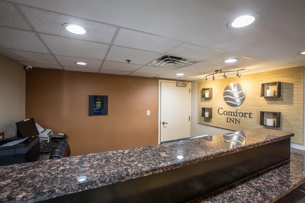 Comfort Inn North Of Asheville Mars Hill Eksteriør bilde